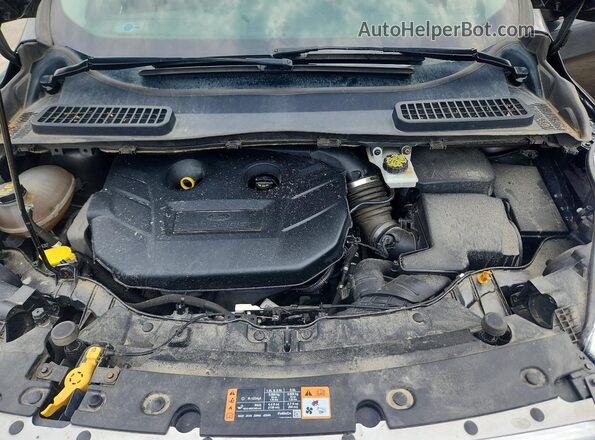 1FMCU9G91HUD37271 2017 FORD ESCAPE Gray Engine compartment view