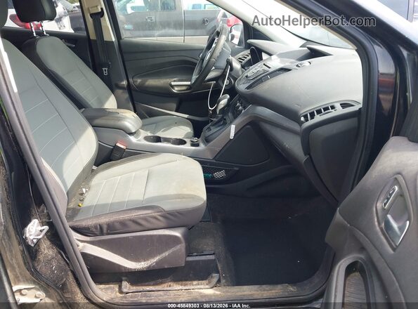1FMCU9G95GUB00703 2016 FORD ESCAPE Черный Вид салона спереди