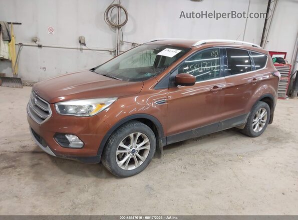 1FMCU9G95HUD07108 2017 FORD ESCAPE Коричневый Передняя левая четверть