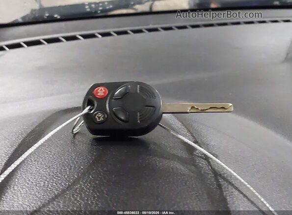 1FMCU9G96HUB62547 2017 FORD ESCAPE Red Vista del salpicadero