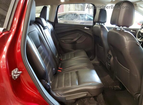 1FMCU9G97HUE36225 2017 FORD ESCAPE Red Вид задньої частини салону