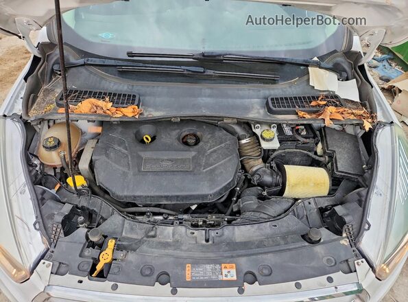 1FMCU9G97JUC41537 2018 FORD ESCAPE White Widok komory silnika