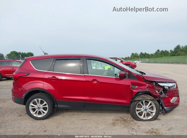 1FMCU9G98KUB66588 2019 FORD ESCAPE Red Widok wnętrza z tyłu