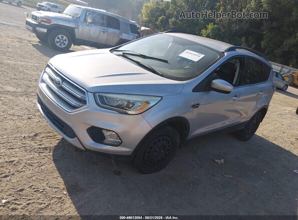 1FMCU9G99HUB27761 2017 FORD ESCAPE Серебряный Передняя левая четверть