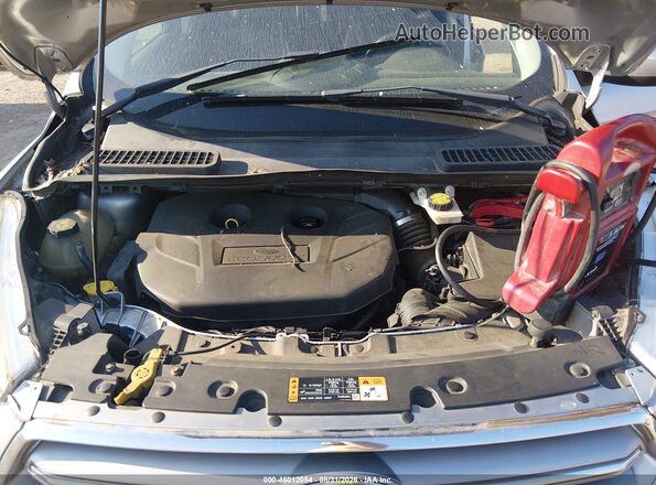 1FMCU9G99HUB27761 2017 FORD ESCAPE Серебряный Вид сзади