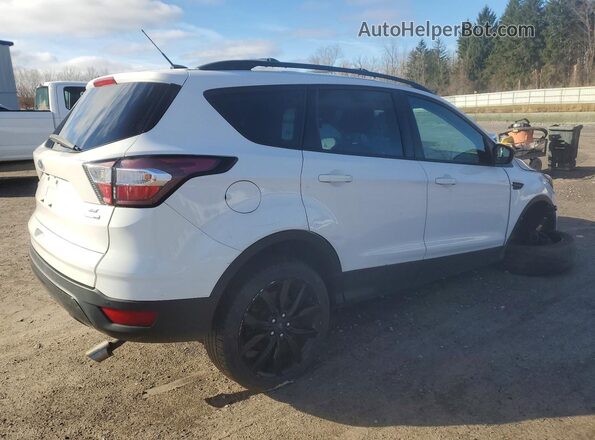 1FMCU9G99HUD70941 2017 FORD ESCAPE Белый Задняя правая четверть