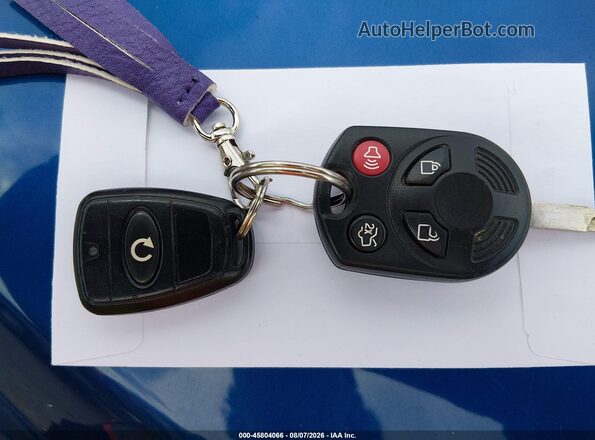 1FMCU9GD0HUA07951 2017 FORD ESCAPE Blue Вид панелі приладів