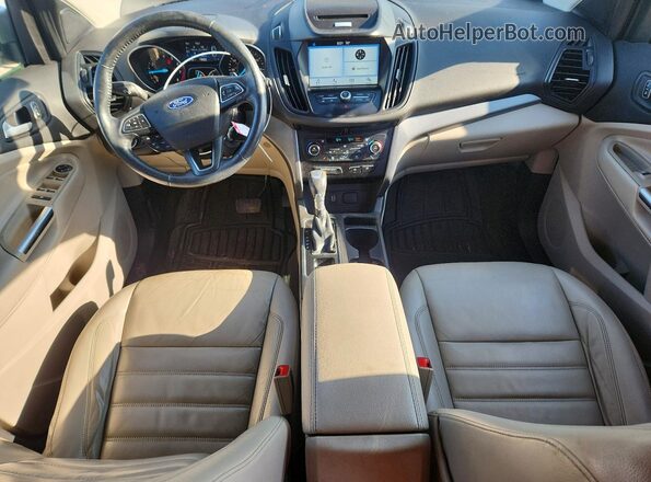 1FMCU9GD0HUA62528 2017 FORD ESCAPE Gold Вид панелі приладів