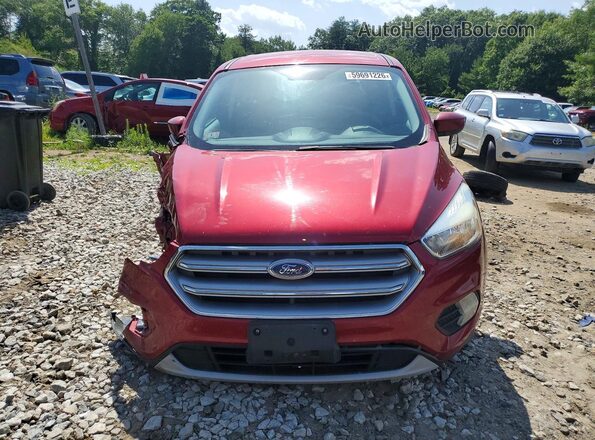 1FMCU9GD0HUB58384 2017 FORD ESCAPE Red Widok z przodu