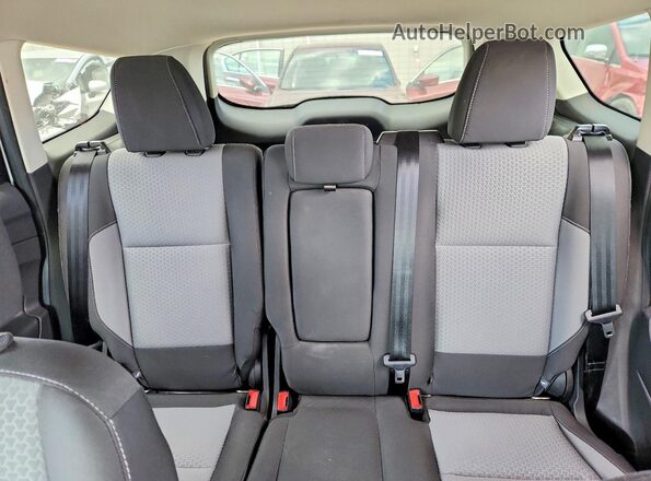 1FMCU9GD0HUC32273 2017 FORD ESCAPE White Vista de los asientos traseros