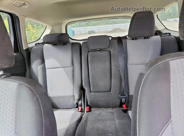 1FMCU9GD0HUC81019 2017 FORD ESCAPE Бежевый Вид задних сидений