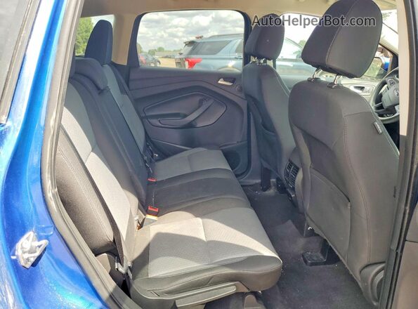 1FMCU9GD0HUC94899 2017 FORD ESCAPE Синий Вид задней части салона