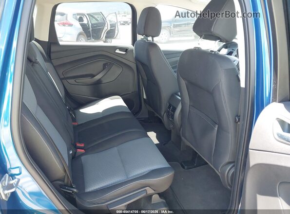 1FMCU9GD0HUE18556 2017 FORD ESCAPE Blue Вид наклейки з VIN-кодом