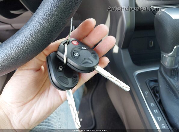 1FMCU9GD0HUE18556 2017 FORD ESCAPE Blue Вид панелі приладів