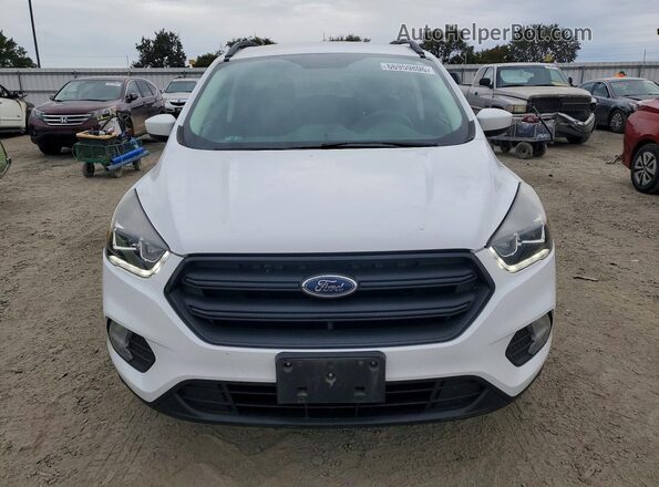 1FMCU9GD0HUE98683 2017 FORD ESCAPE White Вид задніх сидінь