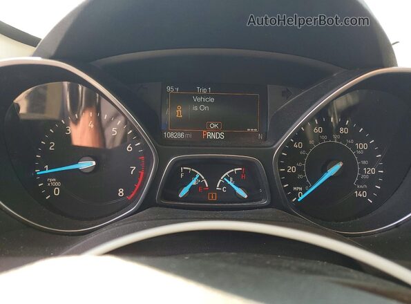 1FMCU9GD0JUA86835 2018 FORD ESCAPE White Instrument cluster view