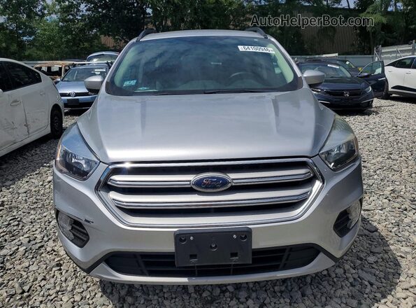 1FMCU9GD0JUB33281 2018 FORD ESCAPE Silver Вид спереду