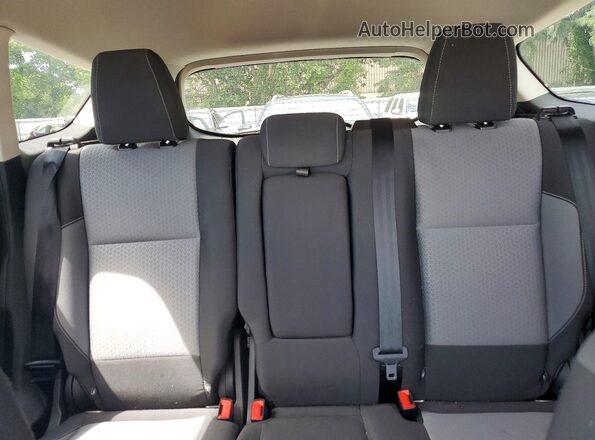 1FMCU9GD0JUB33281 2018 FORD ESCAPE Silver Вид задніх сидінь