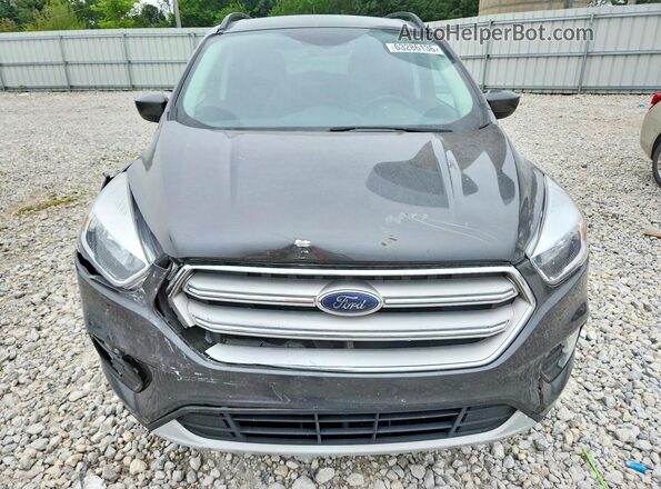 1FMCU9GD0JUB71030 2018 FORD ESCAPE Gray Вид спереду