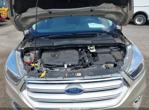 1FMCU9GD0JUD08810 2018 FORD ESCAPE Cream Vista trasera