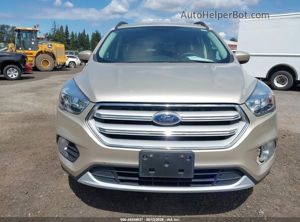 1FMCU9GD0JUD08810 2018 FORD ESCAPE Cream Vista del cuadro de instrumentos