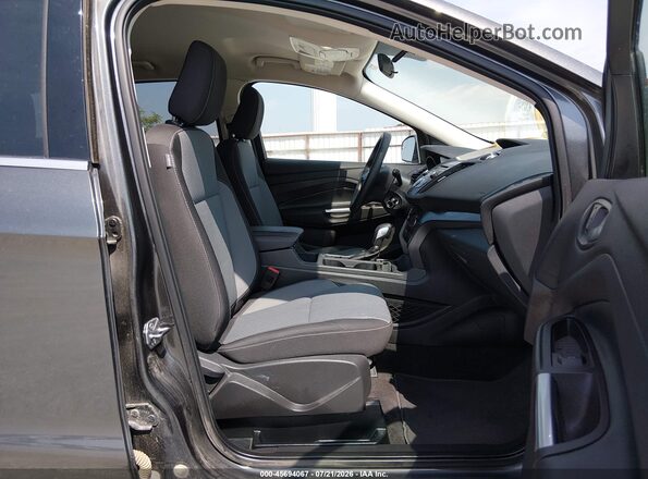 1FMCU9GD0JUD31178 2018 FORD ESCAPE Gray Widok wnętrza z przodu