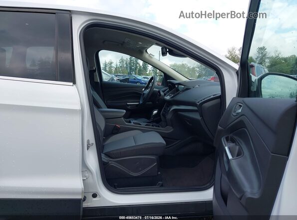 1FMCU9GD0KUA65811 2019 FORD ESCAPE White Widok wnętrza z przodu