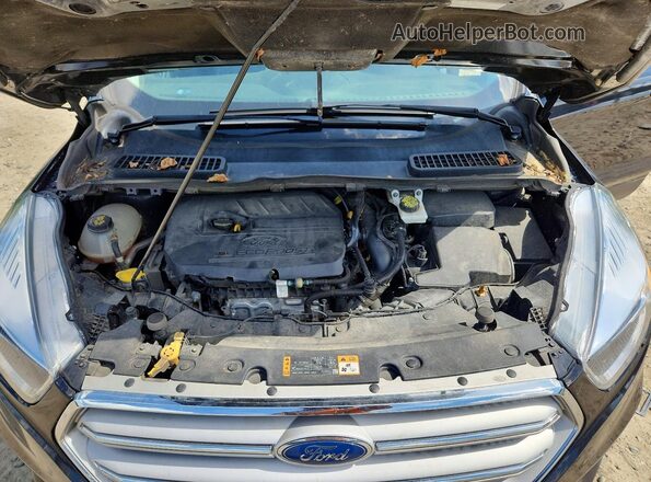 1FMCU9GD0KUB83888 2019 FORD ESCAPE Black Widok komory silnika