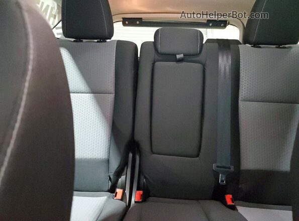 1FMCU9GD0KUB85141 2019 FORD ESCAPE White Widok tylnych siedzeń