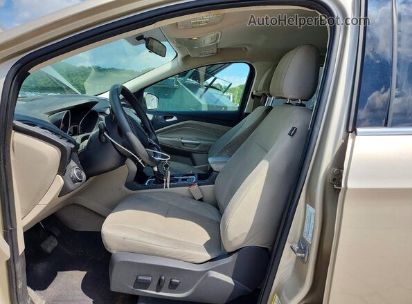 1FMCU9GD1HUA90967 2017 FORD ESCAPE Tan Front interior view