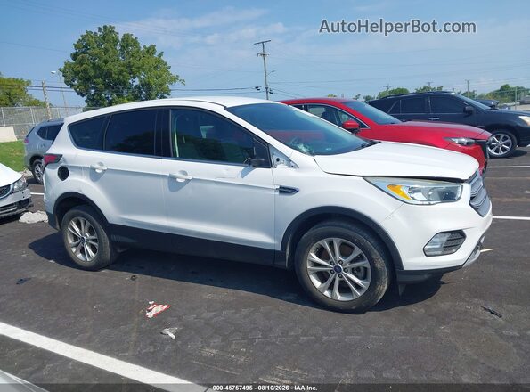 1FMCU9GD1HUB50827 2017 FORD ESCAPE White Vista interior trasera