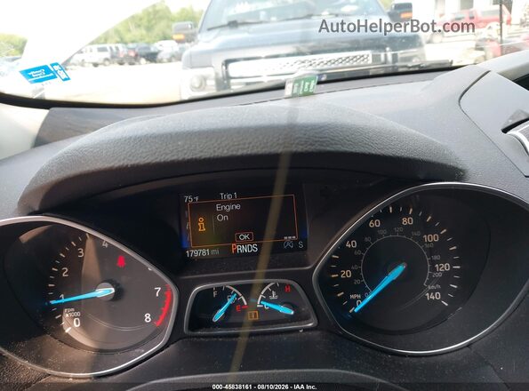 1FMCU9GD1HUC16907 2017 FORD ESCAPE Silver Widok tylnych siedzeń