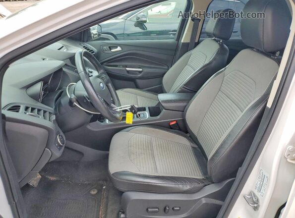 1FMCU9GD1HUC91896 2017 FORD ESCAPE White წინა სალონის ხედი