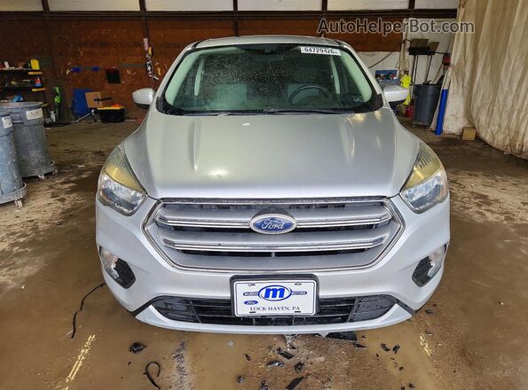 1FMCU9GD1HUD99242 2017 FORD ESCAPE Silver Դիմացի տեսք