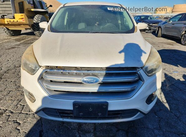 1FMCU9GD1HUE49637 2017 FORD ESCAPE Silver Դիմացի տեսք