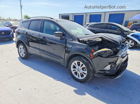 1FMCU9GD1JUC10644 2018 FORD ESCAPE Черный Передняя правая четверть
