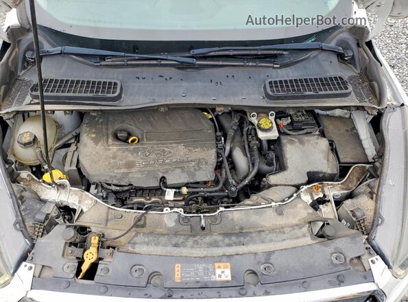 1FMCU9GD1JUC17982 2018 FORD ESCAPE White Engine compartment view