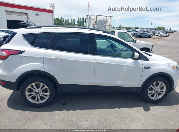 1FMCU9GD1JUD08539 2018 FORD ESCAPE White Rear interior view