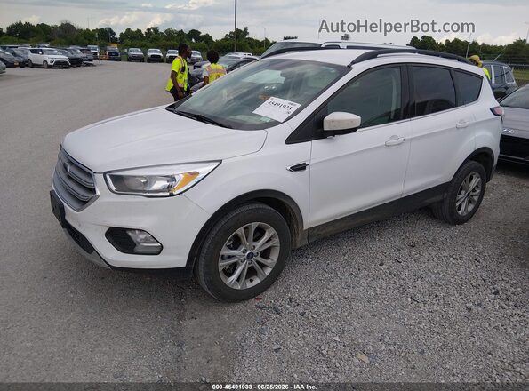 1FMCU9GD1JUD08542 2018 FORD ESCAPE White Vista tres cuartos delantera izquierda