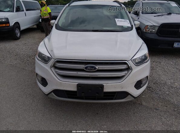 1FMCU9GD1JUD08542 2018 FORD ESCAPE White Vista del cuadro de instrumentos