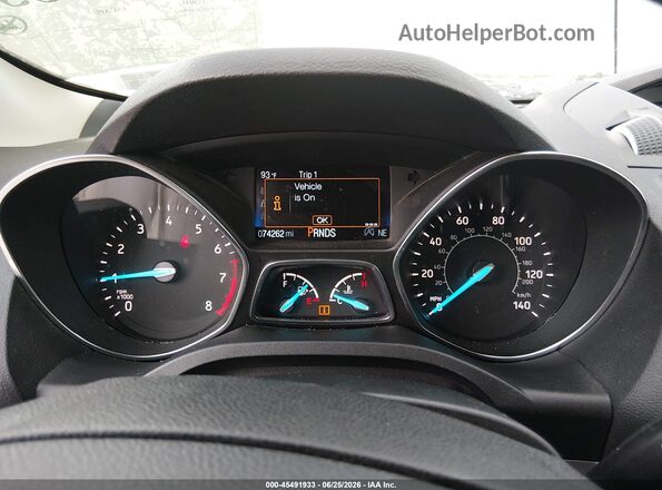 1FMCU9GD1JUD08542 2018 FORD ESCAPE White Vista de los asientos traseros