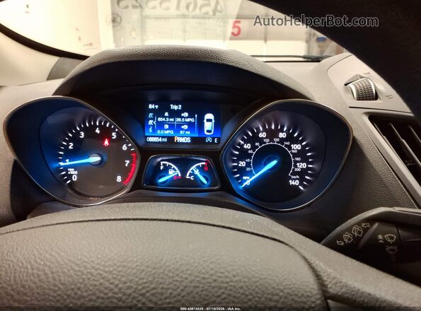 1FMCU9GD1JUD08735 2018 FORD ESCAPE Белый Вид задних сидений