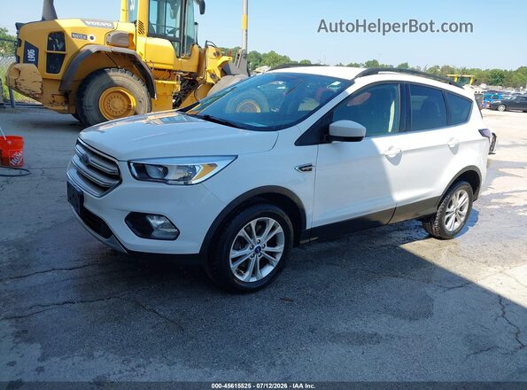 1FMCU9GD1JUD08735 2018 FORD ESCAPE Белый Передняя левая четверть