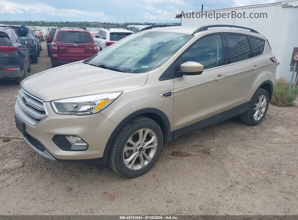 1FMCU9GD1JUD08900 2018 FORD ESCAPE Gold Przód lewy