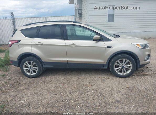 1FMCU9GD1JUD08900 2018 FORD ESCAPE Gold Widok wnętrza 360 stopni