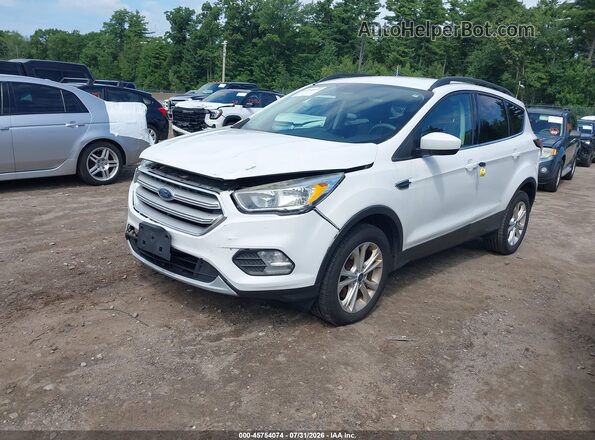 1FMCU9GD1JUD32890 2018 FORD ESCAPE White Vista tres cuartos delantera izquierda