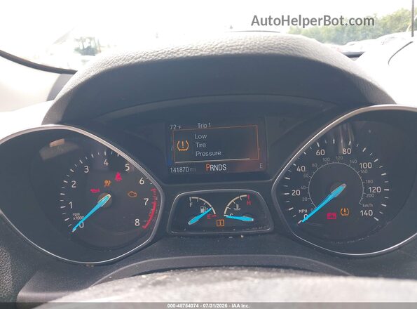 1FMCU9GD1JUD32890 2018 FORD ESCAPE White Vista de los asientos traseros