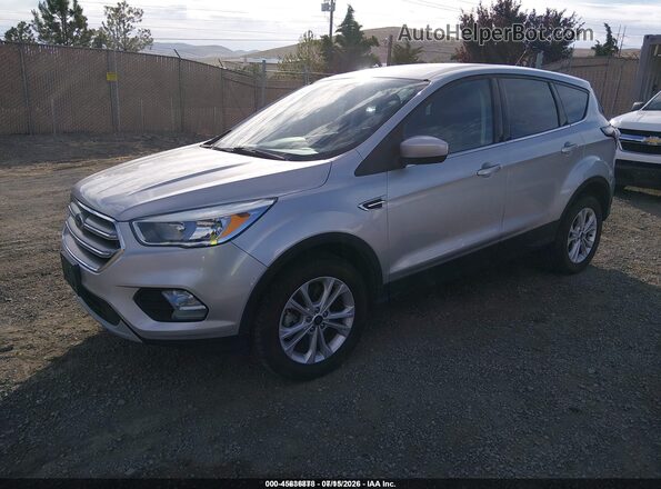 1FMCU9GD2HUE18588 2017 FORD ESCAPE Silver Передня ліва чверть