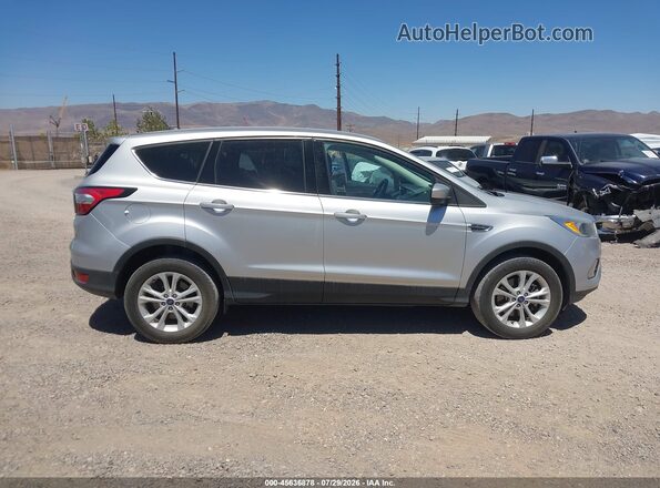 1FMCU9GD2HUE18588 2017 FORD ESCAPE Silver Вид задньої частини салону