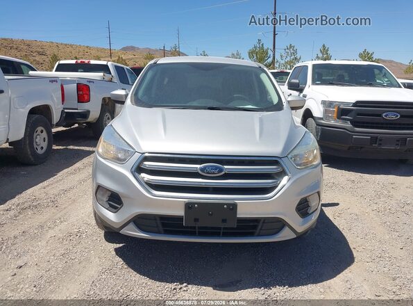 1FMCU9GD2HUE18588 2017 FORD ESCAPE Silver Вид щитка приладів